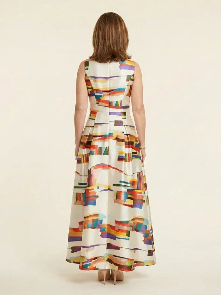 Valeria | Sleeveless Round Neck Pleated Maxi Dress