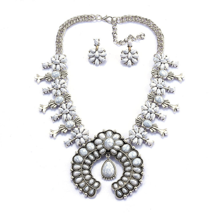 Zahara™ Southwest Turquoise Floral Necklace Set