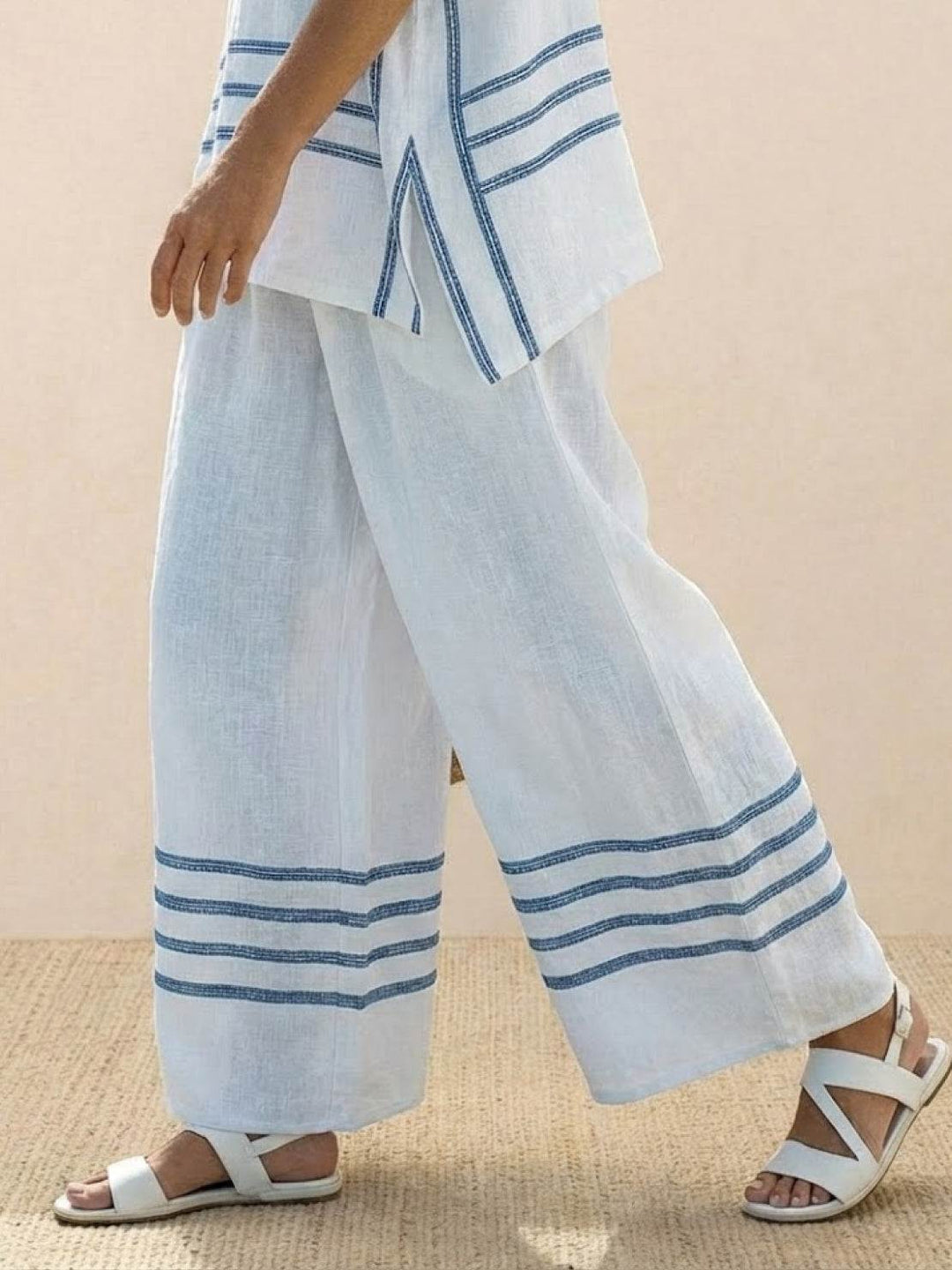 Women's Striped Two-Piece Set with Wide-Leg Trousers and Tee