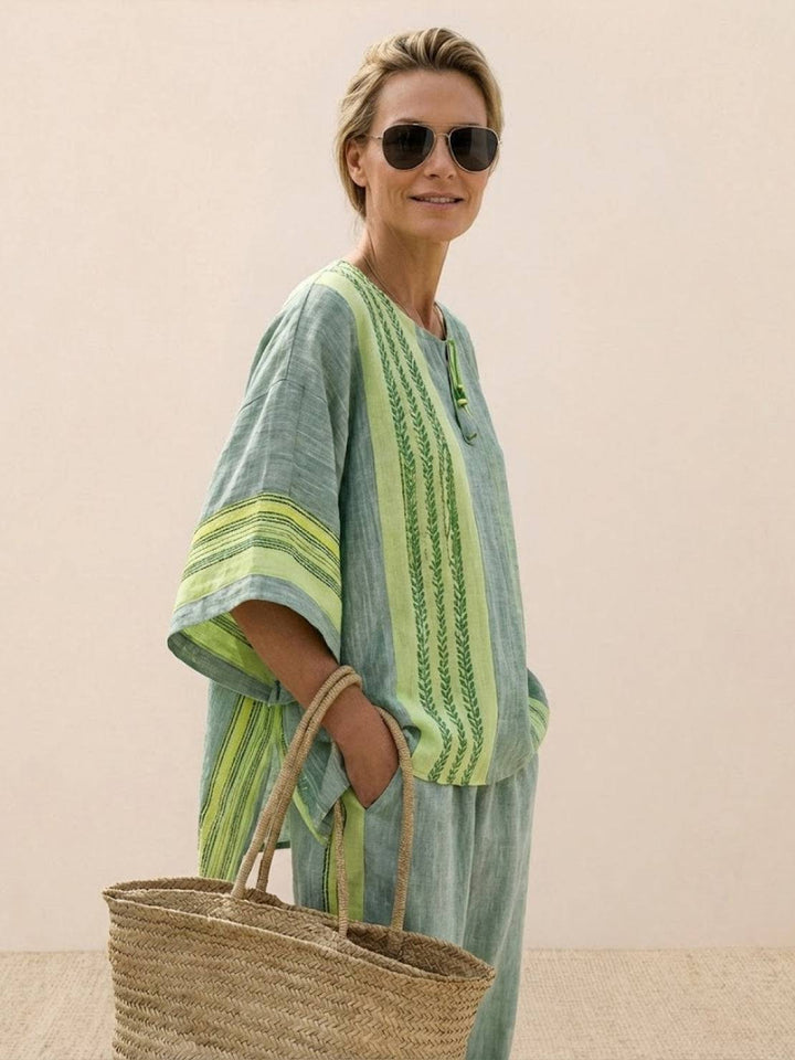 Women's Striped Two-Piece Set with Wide-Leg Trousers and Tee