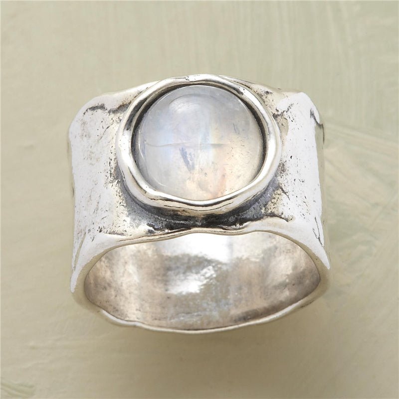 Lunara™ Silver Moonstone Ring